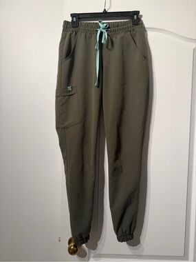Garde-Malade pants XS